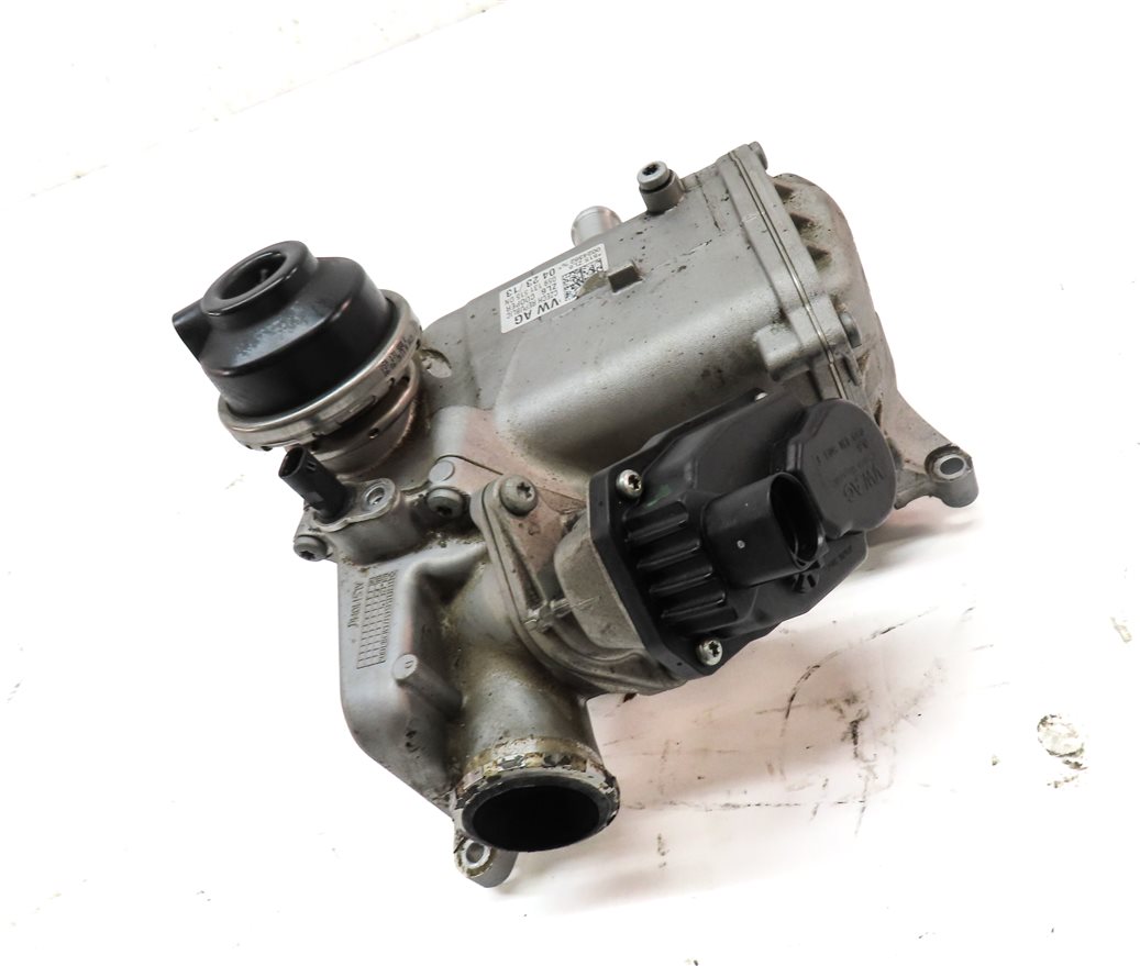 Thumbnail 3: 2014 AUDI A6 (C7 4G) 3.0L DIESEL (CPNB) ENGINE EGR COOLER w/ ACTUATOR