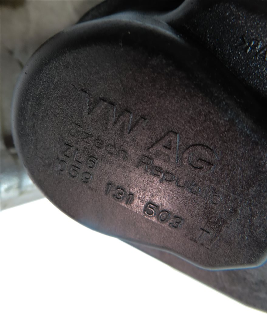 Thumbnail 8: 2014 AUDI A6 (C7 4G) 3.0L DIESEL (CPNB) ENGINE EGR COOLER w/ ACTUATOR