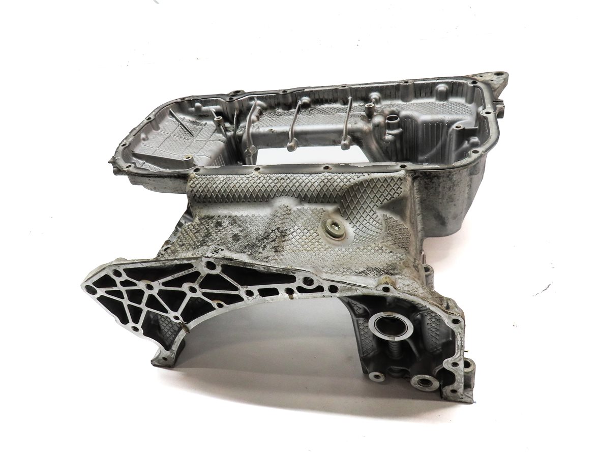 Thumbnail 2: 2014 AUDI A6 (C7 4G) 3.0L DIESEL (CPNB) UPPER ENGINE OIL PAN
