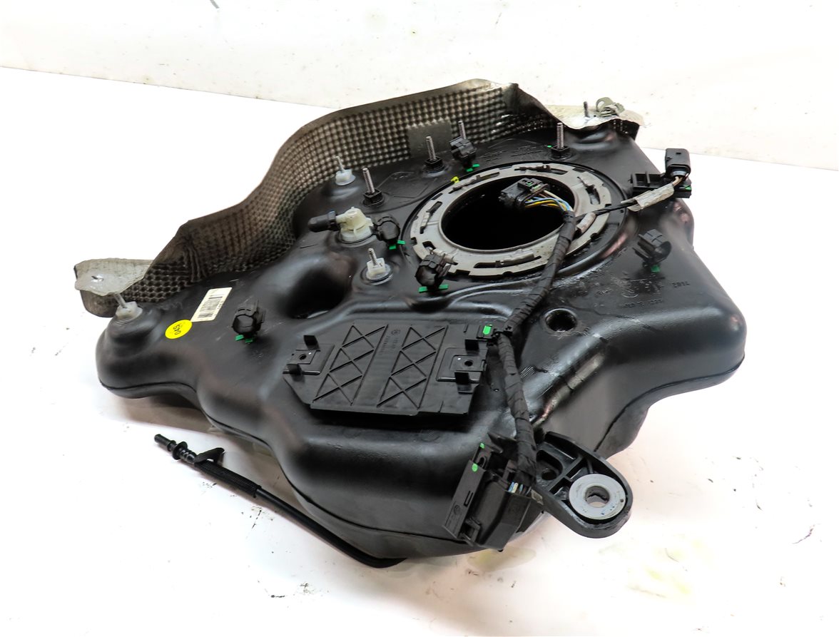 Thumbnail 2: 2014 AUDI A6 (C7 4G) 3.0L DIESEL (CPNB) ENGINE DEF TANK