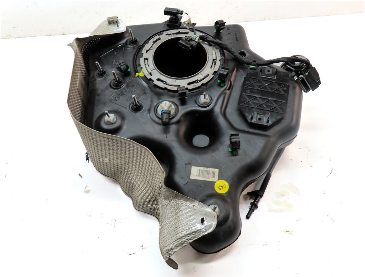 Thumbnail 4: 2014 AUDI A6 (C7 4G) 3.0L DIESEL (CPNB) ENGINE DEF TANK