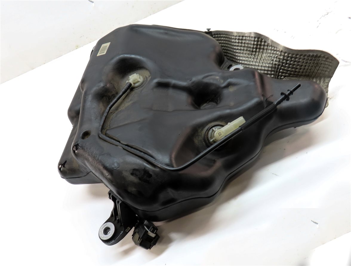 Thumbnail 6: 2014 AUDI A6 (C7 4G) 3.0L DIESEL (CPNB) ENGINE DEF TANK