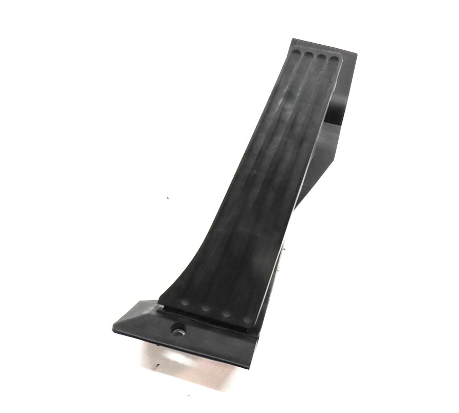 Thumbnail 1: 2005 BMW Z4 CONVERTIBLE (E85) FRONT LEFT DRIVER GAS THROTTLE ACCELERATOR PEDAL