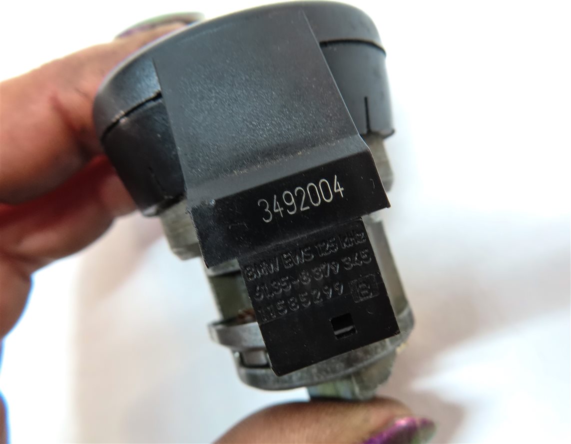 Thumbnail 10: 03-05 BMW Z4 (E85) 2.5L M54 ENGINE ECM DME IMMOBILIZER CONTROL MODULE KEY SET