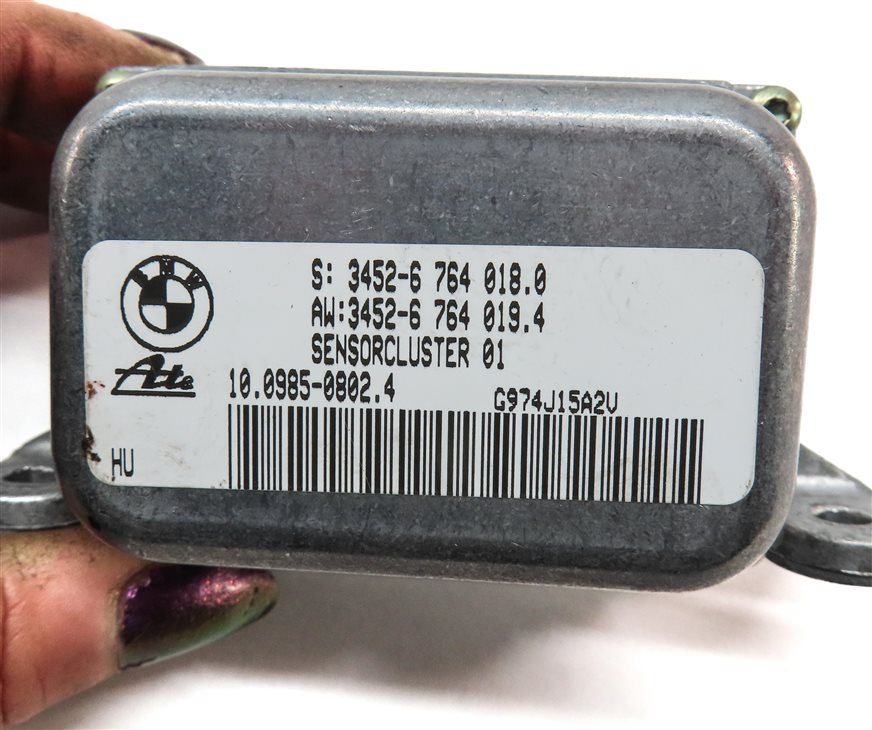 Thumbnail 4: 05 BMW Z4 CONVERTIBLE (E85) YAW TURN RATE ACCELERATION SPEED RATE SENSOR MODULE