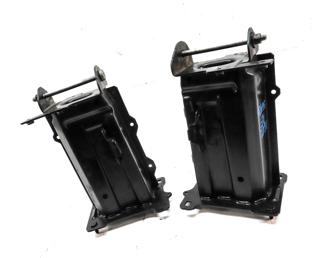 Thumbnail 2: 2003-2008 BMW Z4 (E85) FRONT LEFT & RIGHT BUMPER REINFORCEMENT BRACKET SET 2