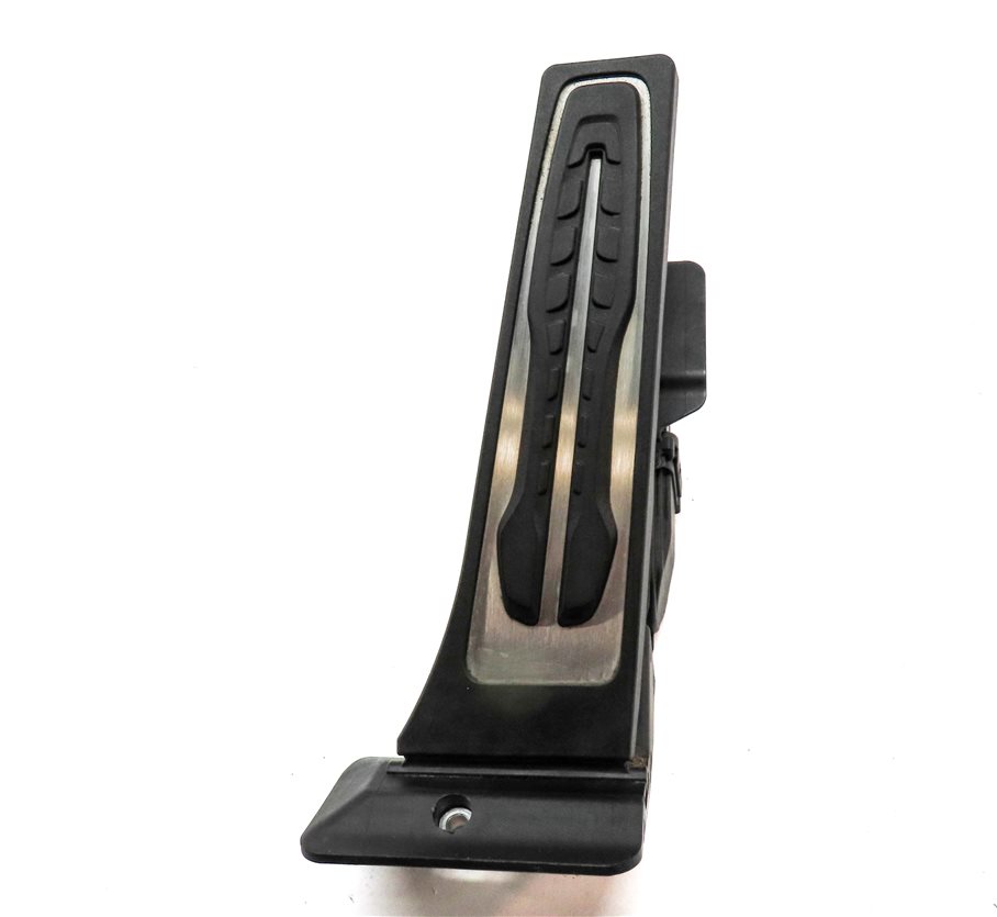Thumbnail 2: 2019 BMW X3 (G01) FRONT LEFT DRIVER SIDE ACCELERATOR GAS PEDAL