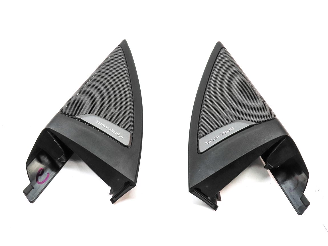 Thumbnail 2: 2019 BMW X3 G01 FRONT LEFT & RIGHT DOOR HARMAN KARDON TWEETER SPEAKER COVER SET2
