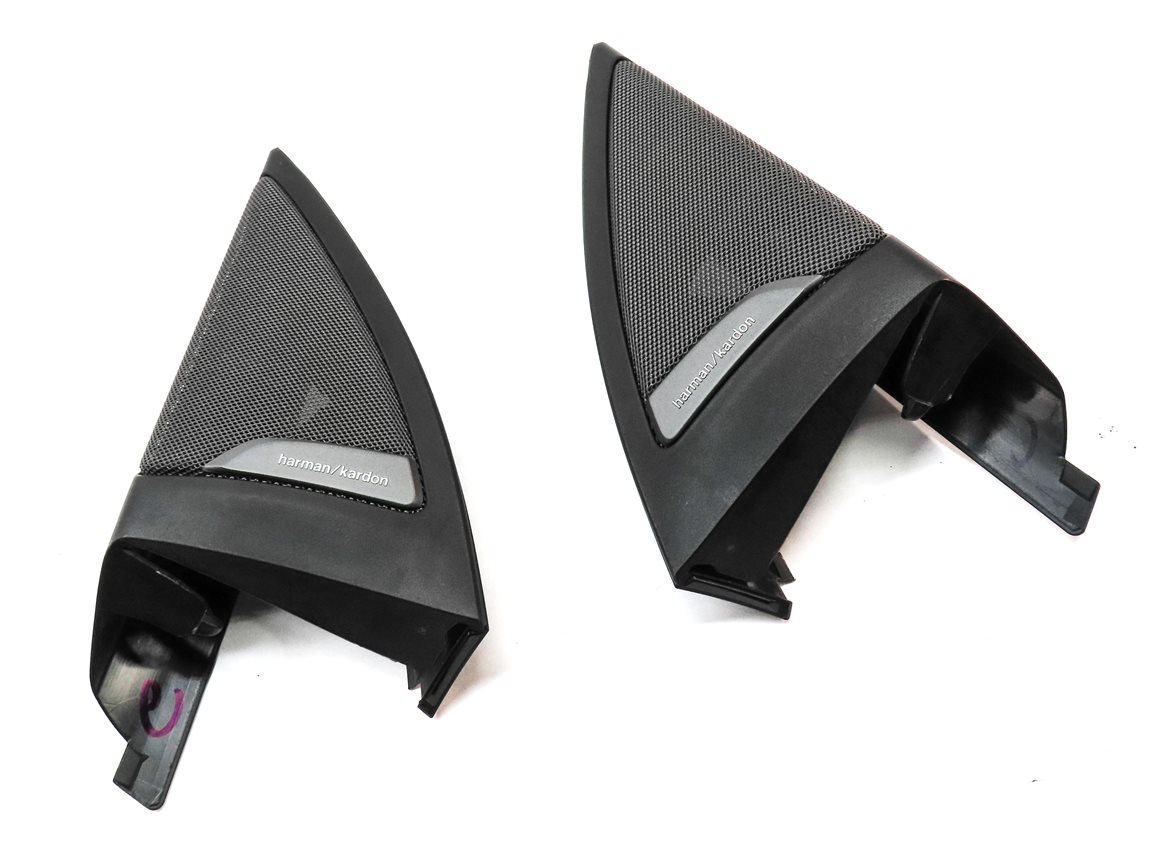 Thumbnail 3: 2019 BMW X3 G01 FRONT LEFT & RIGHT DOOR HARMAN KARDON TWEETER SPEAKER COVER SET2