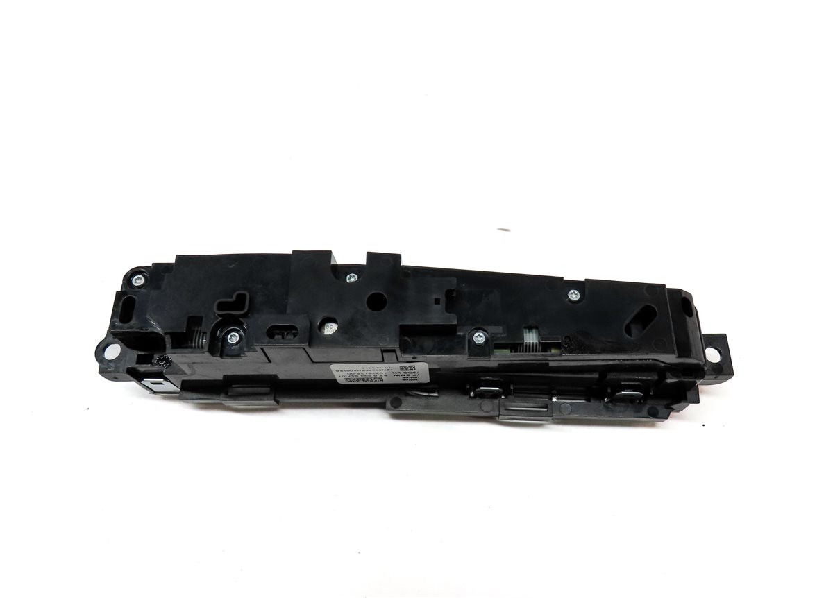 Thumbnail 5: 2019 BMW X3 (G01) CENTER CONSOLE TERRAIN TRACTION CONTROL SWITCH BUTTON PANEL