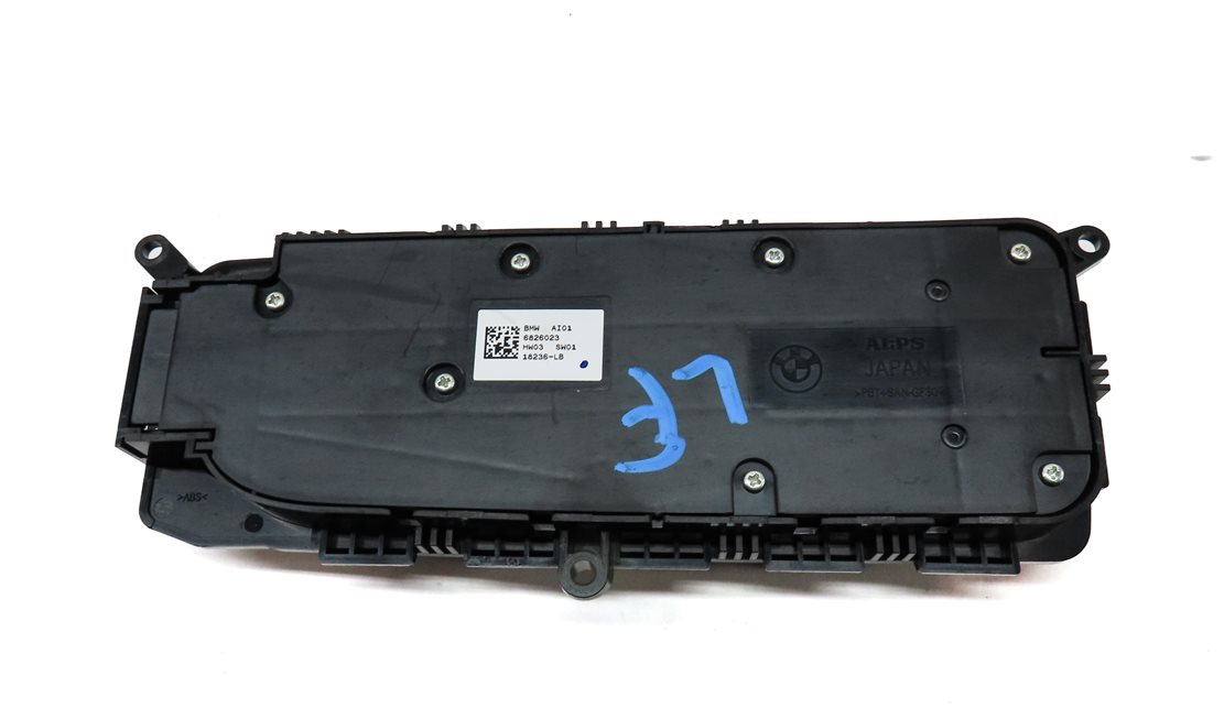 Thumbnail 5: 2019 BMW X3 (G01) FRONT LEFT DRIVER SEAT ADJUSTMENT ADJUST SWITCH (BLACK)