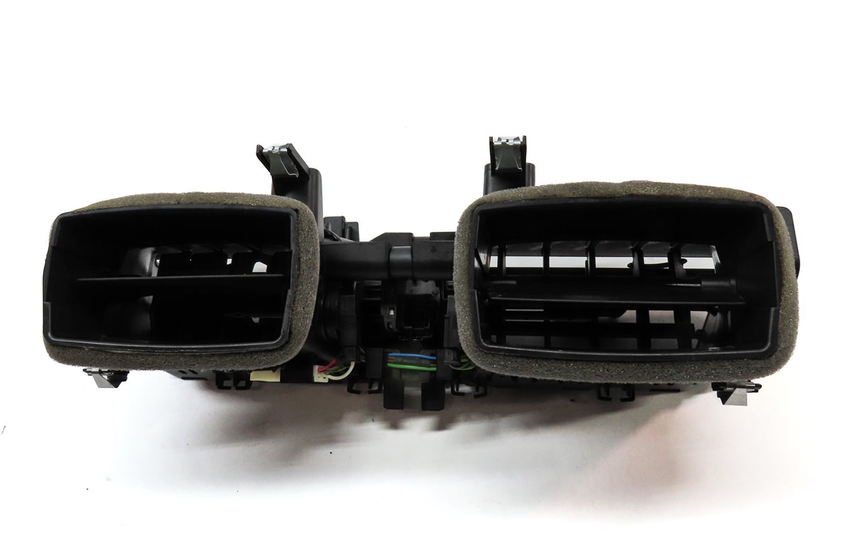 Thumbnail 4: 2019 BMW X3 (G01) FRONT CENTER DASH HVAC A/C HEATER AIR VENT (BLACK)