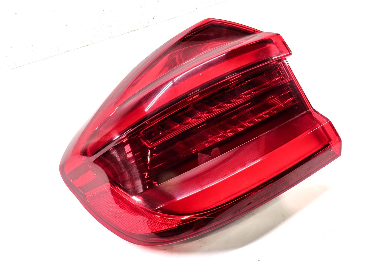 Thumbnail 3: 18-21 BMW X3 (G01) REAR LEFT DRIVER OUTER TAILLIGHT (FOR w/ ADAPTIVE HEADLIGHTS)