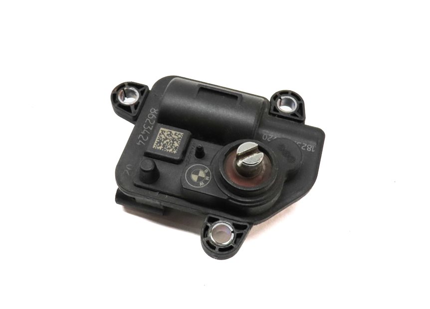 Thumbnail 1: 2019 BMW X3 (G01) 3.0L TURBO (B58) ENGINE MUFFLER EXHAUST SERVO FLAP ACTUATOR