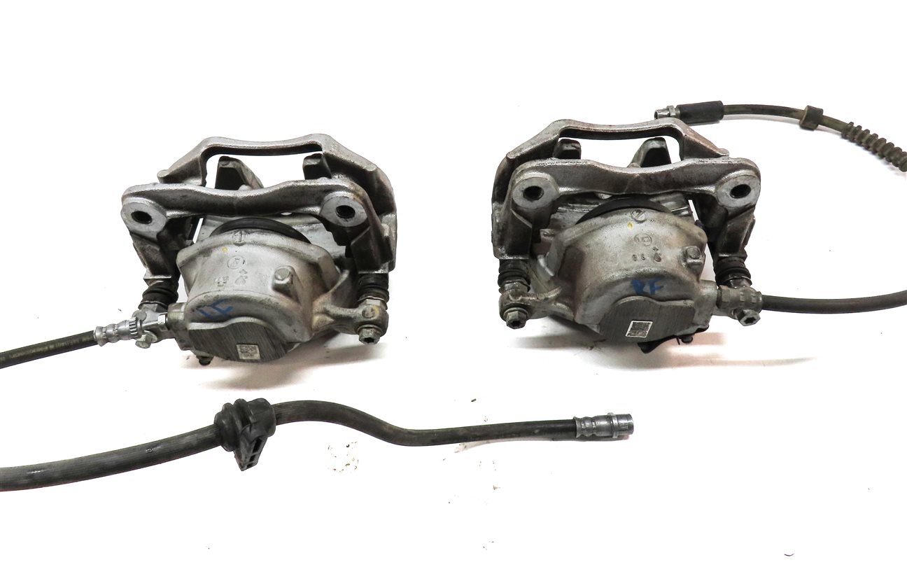 Thumbnail 5: 19-22 BMW 330i 330E X3 X4 (G01 G02 G20) FRONT LEFT & RIGHT BRAKE CALIPER SET 2