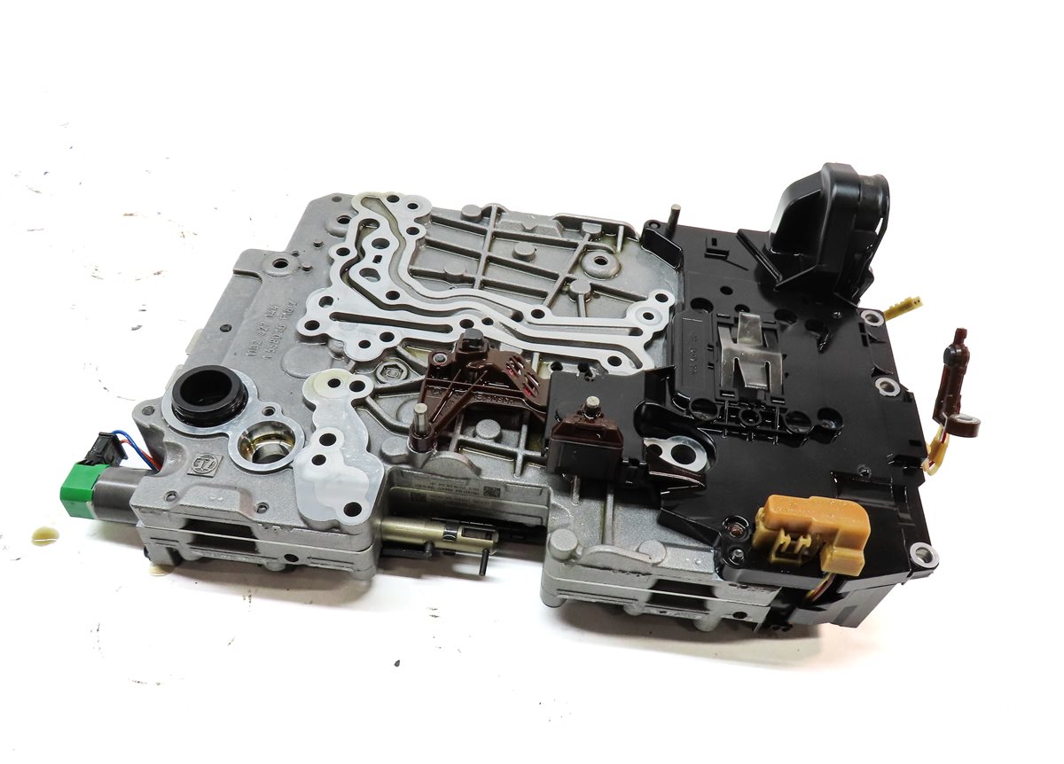 18-19 BMW X3 X4 (G01 G02) 3.0L 8 SPEED AUTO AUTOMATIC TRANSMISSION VALVE BODY