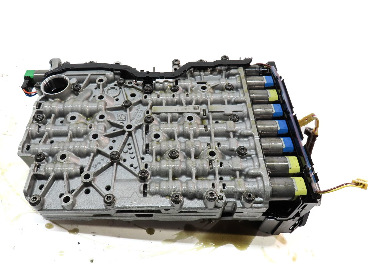 Thumbnail 6: 18-19 BMW X3 X4 (G01 G02) 3.0L 8 SPEED AUTO AUTOMATIC TRANSMISSION VALVE BODY