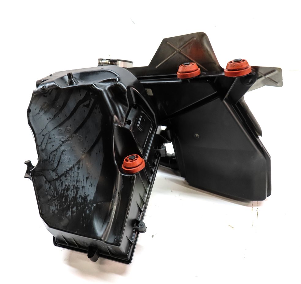 Thumbnail 5: 2018-2019 BMW X3 M40i (G01) 3.0L TURBO (B58) ENGINE AIR FILTER BOX