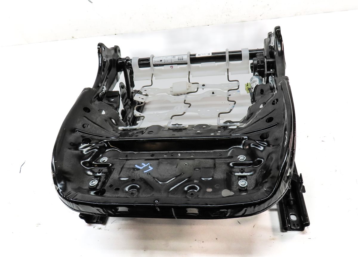 Thumbnail 2: 2018-2023 BMW X3 X4 (G01 G02) FRONT DRIVER SEAT TRACK w/ ADJUST MOTORS