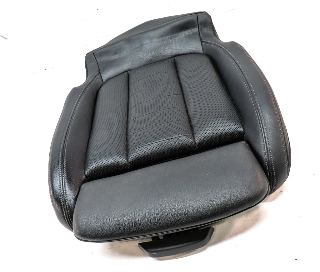 Thumbnail 3: 2019 BMW X3 (G01) FRONT RIGHT PASSENGER LOWER HEATED SPORT SEAT CUSHION (BLACK)