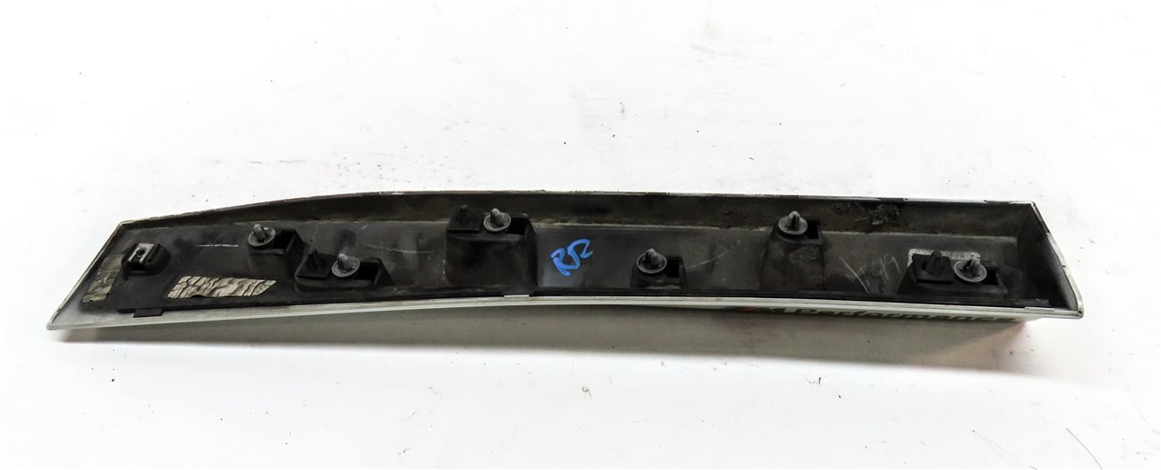 Thumbnail 6: 2018-2023 BMW X3 X4 (G01 G02) REAR RIGHT LOWER DOOR TRIM MOULDING PANEL (WHITE)