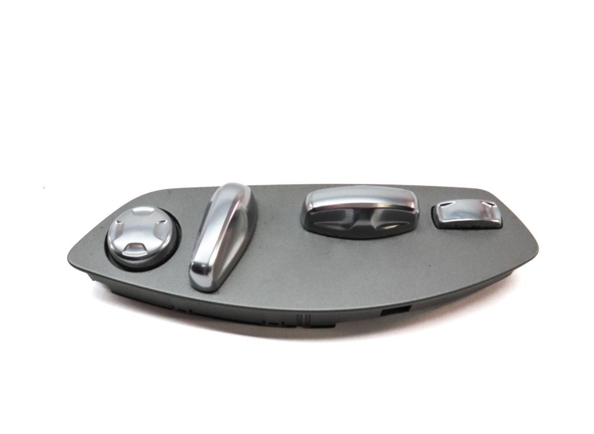 Thumbnail 2: 2011 PORSCHE CAYENNE (958) FRONT LEFT DRIVER SEAT ADJUSTMENT SWITCH (SILVER)