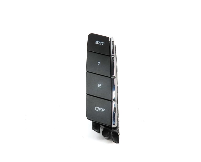 Thumbnail 2: 2011 PORSCHE CAYENNE (958) FRONT RIGHT PASSENGER SEAT MEMORY SWITCH BUTTON PANEL
