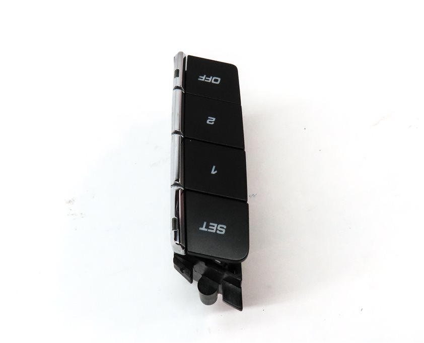 Thumbnail 4: 2011 PORSCHE CAYENNE (958) FRONT RIGHT PASSENGER SEAT MEMORY SWITCH BUTTON PANEL