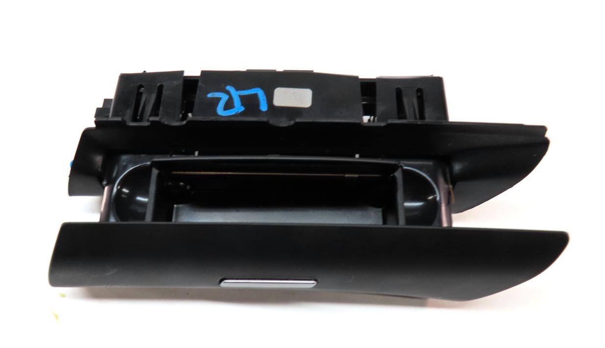 Thumbnail 7: 2011 PORSCHE CAYENNE (958) REAR LEFT DOOR PANEL ASHTRAY ASH TRAY CUBBY (BLACK)