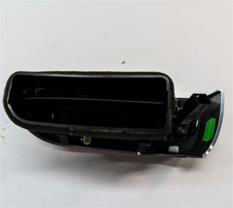 Thumbnail 4: 2011 PORSCHE CAYENNE (958) FRONT CENTER RIGHT DASH HVAC A/C HEATER AIR VENT