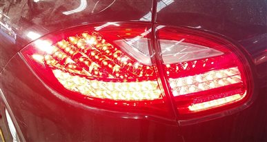 Thumbnail 2: 2011-2014 PORSCHE CAYENNE (958) LEFT DRIVER REAR INNER TAILLIGHT LIGHT LAMP
