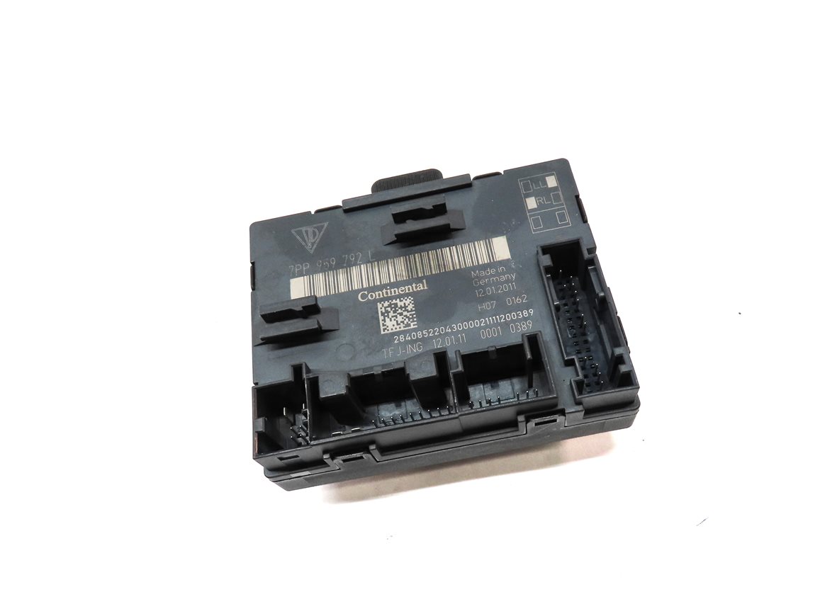 Thumbnail 3: 2011 PORSCHE CAYENNE (958) FRONT RIGHT PASSENGER DOOR CONTROL MODULE