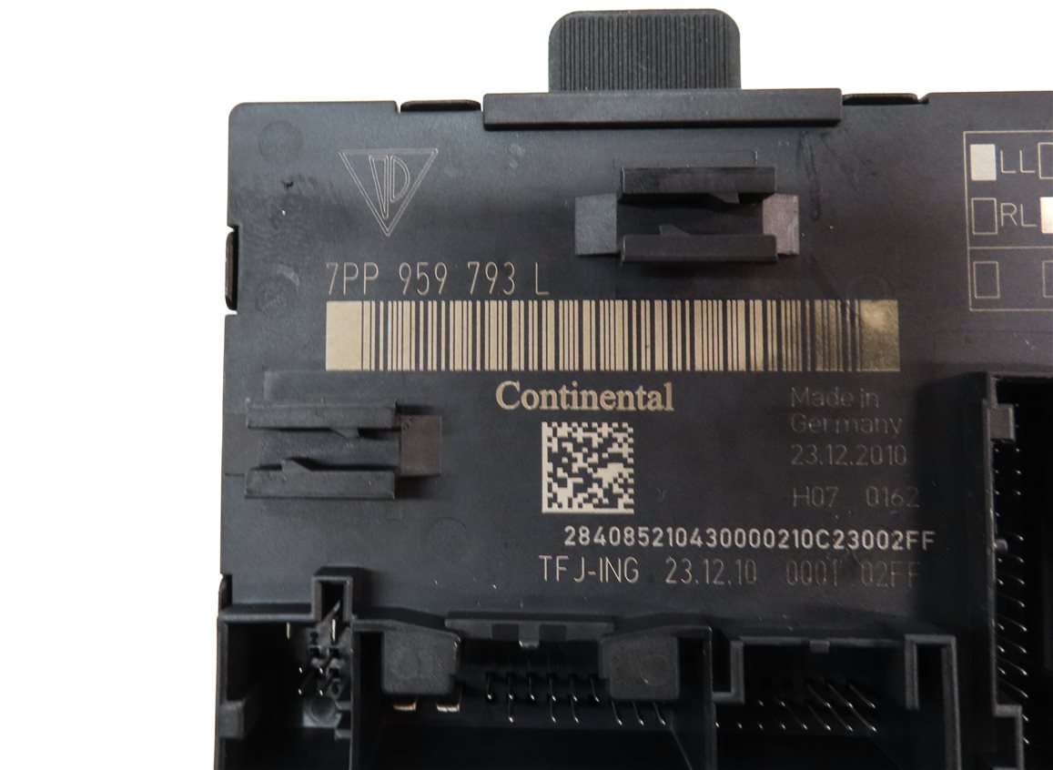 Thumbnail 4: 2011 PORSCHE CAYENNE (958) FRONT LEFT DRIVER DOOR CONTROL MODULE