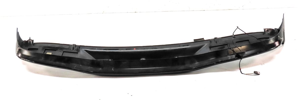 Thumbnail 6: 2011-2014 PORSCHE CAYENNE (958) REAR SPOILER WING TRIM BEZEL w/ 3rd BRAKE LIGHT