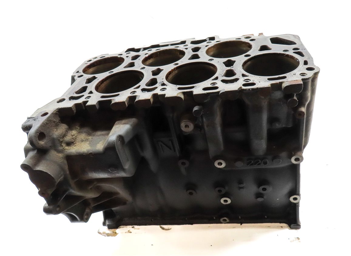 Thumbnail 2: 2011-2012 PORSCHE CAYENNE (958) 3.6L M55.02 VR6 ENGINE CYLINDER BLOCK (BARE)