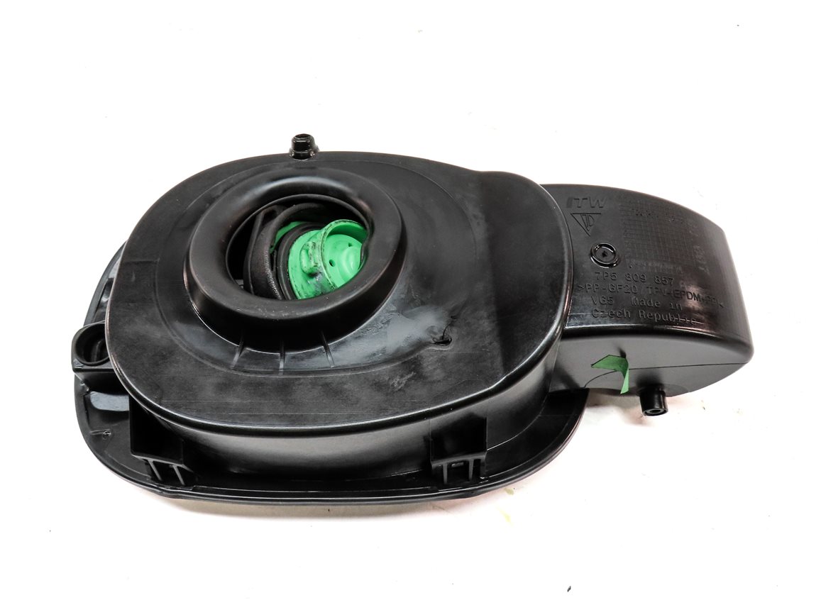 Thumbnail 5: 2011-2018 PORSCHE CAYENNE (958) FUEL TANK DOOR w/ HOUSING (Black)