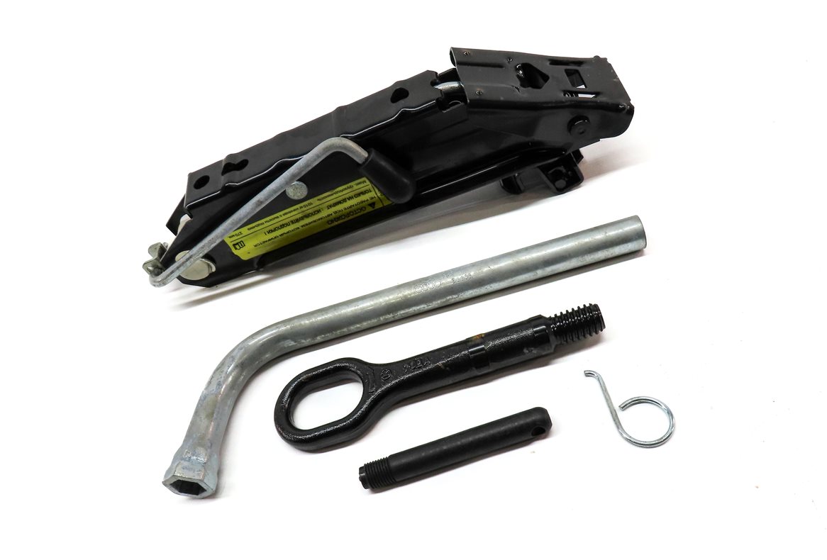 Thumbnail 3: 2011-2013 AUDI A3 (8P) EMERGENCY ROADSIDE SCISSOR JACK & TOOL KIT TOWING TOW EYE