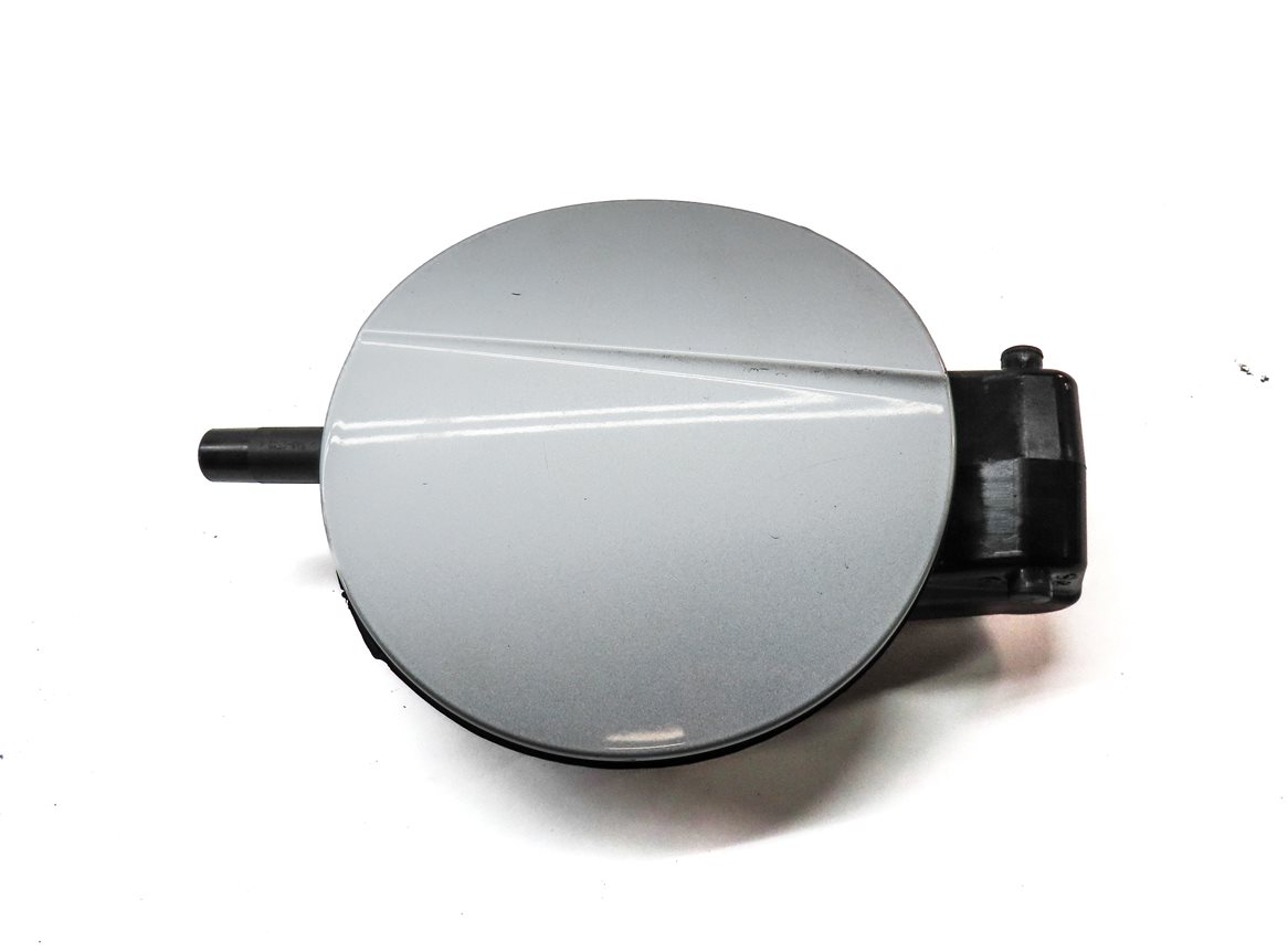 Thumbnail 2: 2006-2013 AUDI A3 (8P) GAS FUEL TANK DOOR w/ FILLER HOUSING ASSEMBLY (Silver)