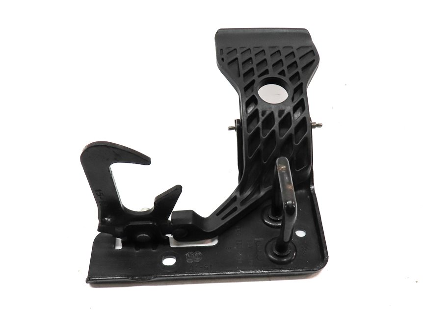 Thumbnail 2: 2011 AUDI A3 (8P) HATCHBACK HOOD SAFETY CATCH HOOK w/ RELEASE LEVER