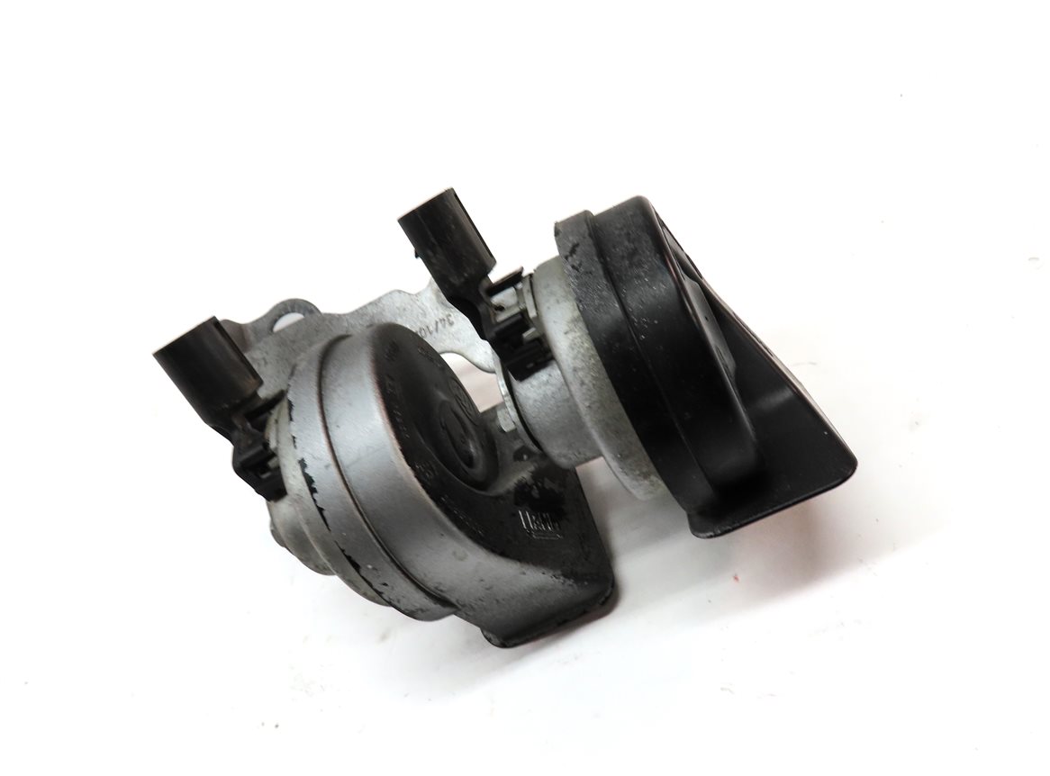 Thumbnail 3: 2009-2012 AUDI A3 (8P) HIGH & LOW TONE HORN SET 2