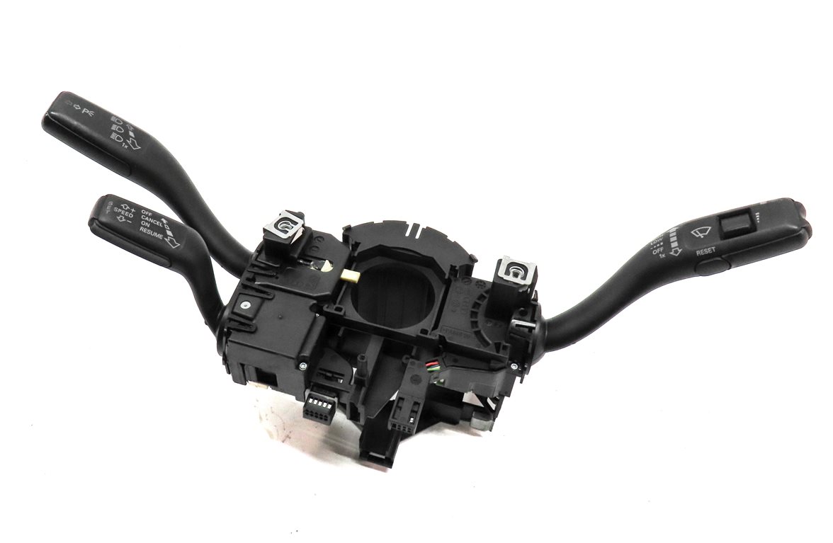 Thumbnail 1: 2009-2013 AUDI A3 (8P) STEERING COLUMN COMBO SWITCH (WIPER TURN SIGNAL CRUISE)