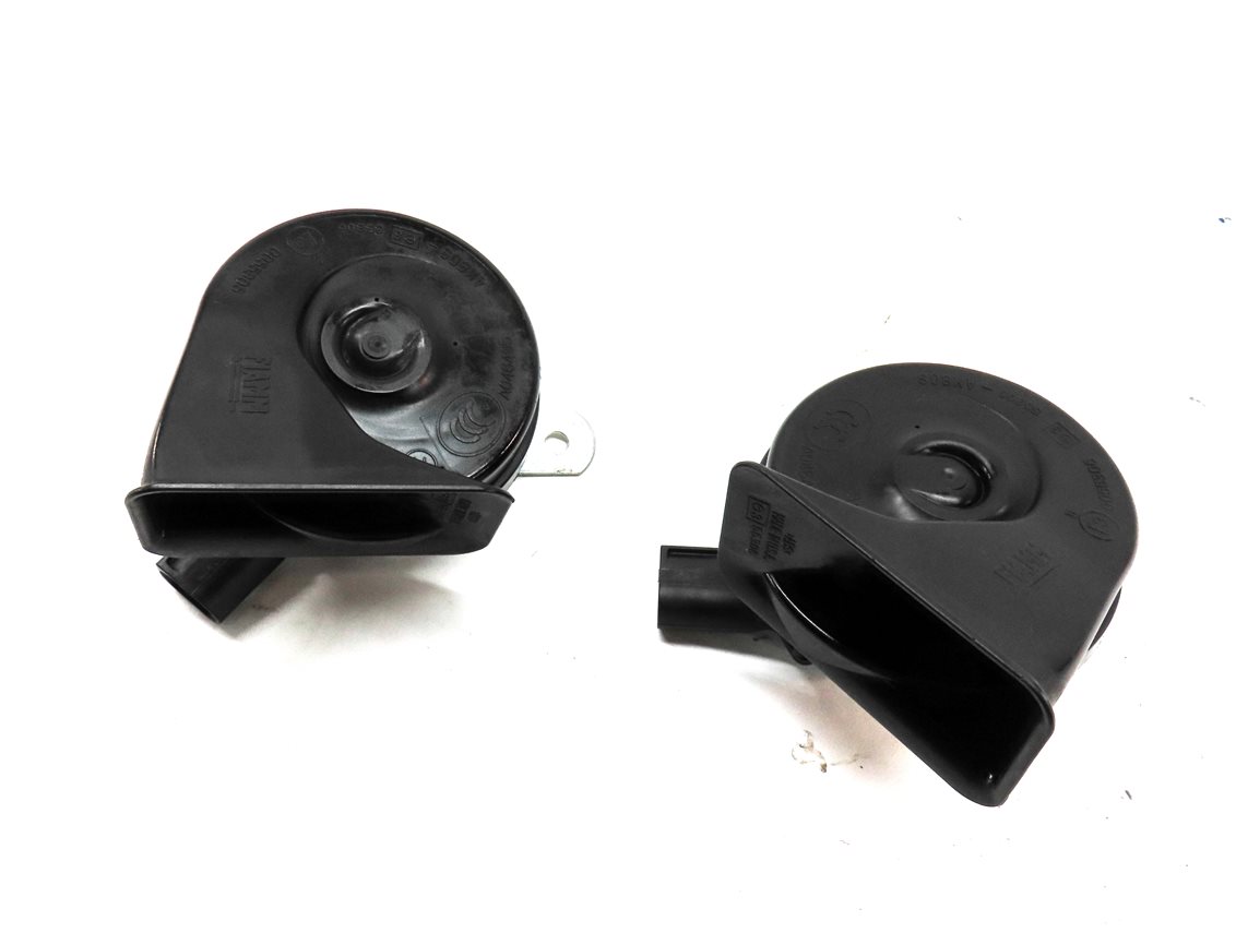 Thumbnail 1: 13-19 MERCEDES GL ML GLE GLS CLASS (W166 X166) HIGH & LOW TONE SAFETY HORN SET-2