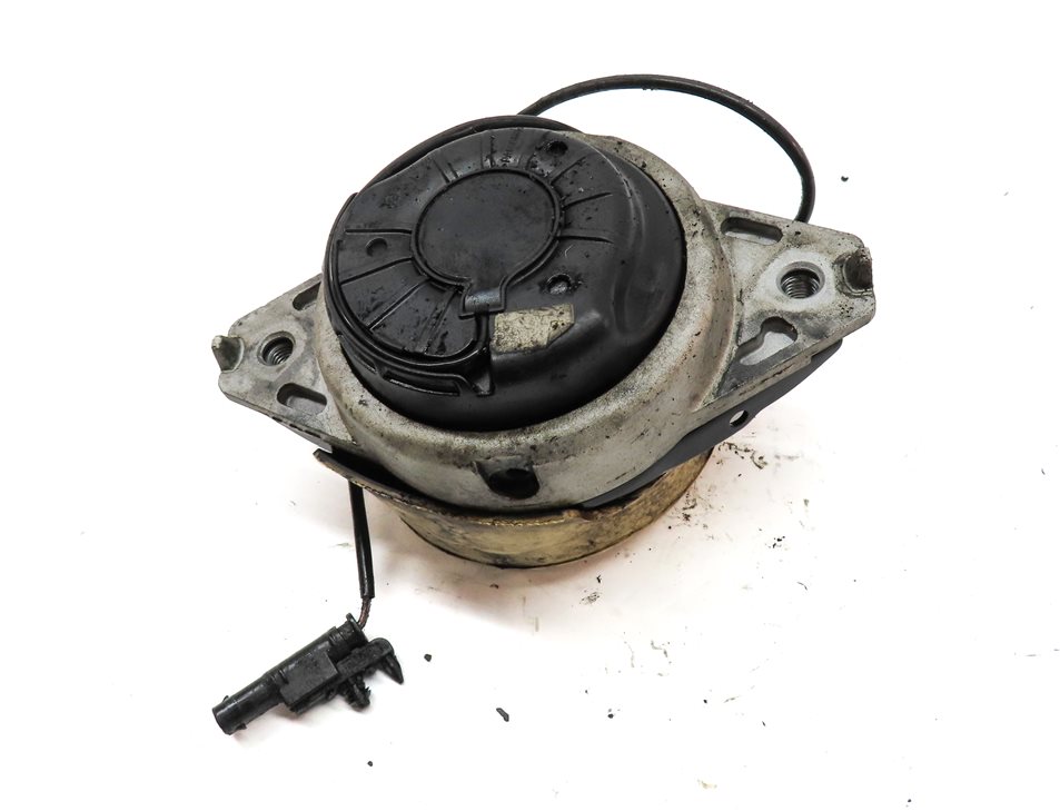 Thumbnail 4: 2012 MERCEDES ML350 (W166) 3.0L DIESEL (642.826) ENGINE MOUNT