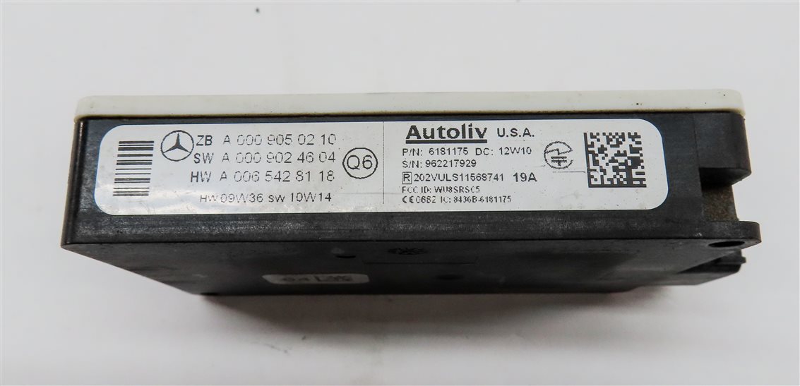 Thumbnail 4: 2012 MERCEDES ML350 (W166) REAR LEFT BLIND SPOT RADAR SENSOR MODULE