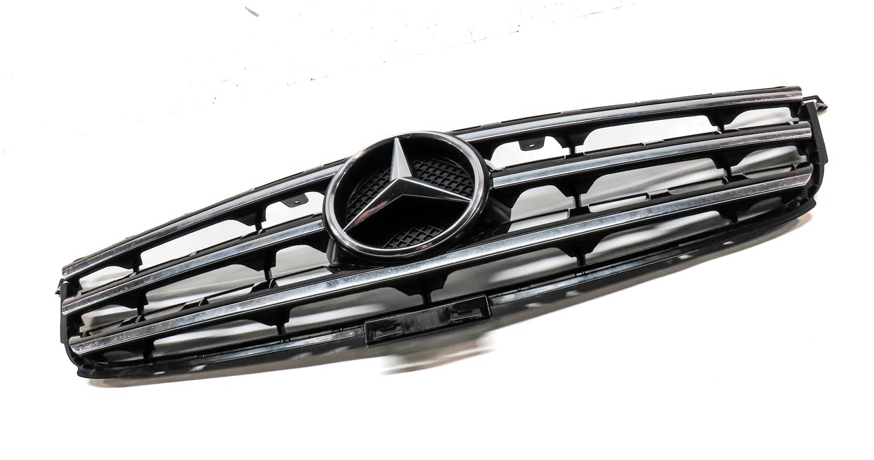 Thumbnail 3: 2012-2015 MERCEDES ML250 ML350 ML400 ML550 (W166) FRONT UPPER CENTER GRILLE TRIM