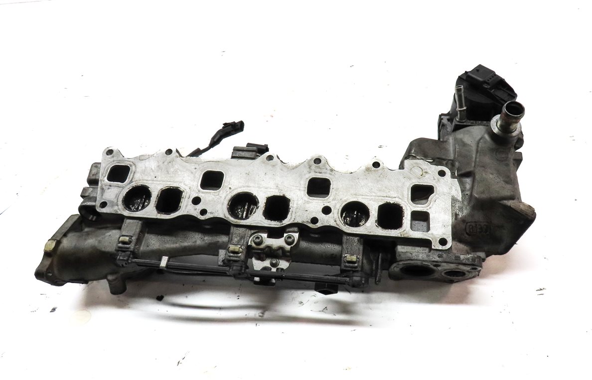 Thumbnail 4: 12-15 MERCEDES GL350 ML350 S350 (W166 X166 W221) DIESEL - LEFT INTAKE MANIFOLD