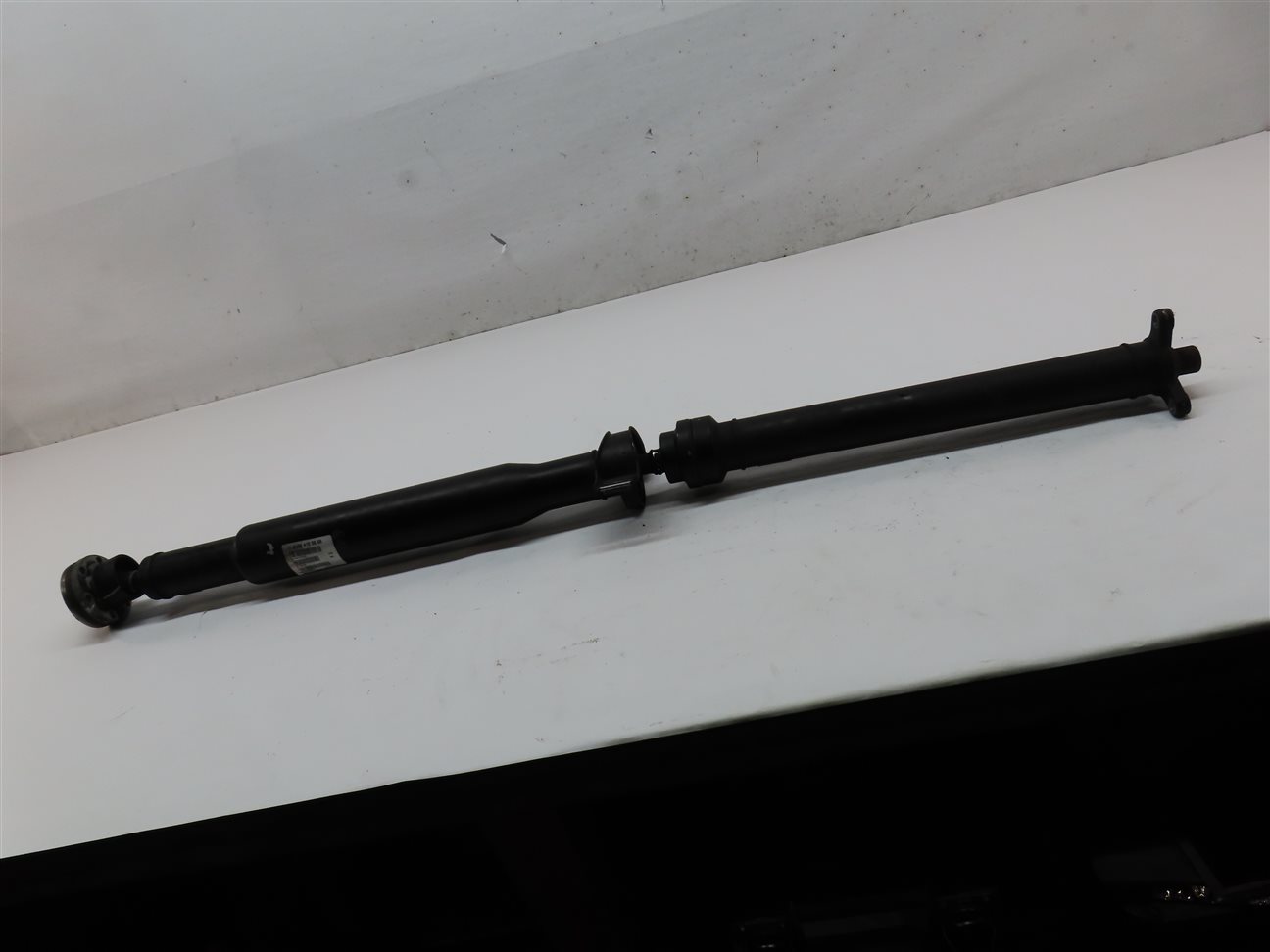Thumbnail 3: 2012-2013 MERCEDES ML350 (W166) 3.0L DIESEL REAR DRIVESHAFT DRIVELINE SHAFT