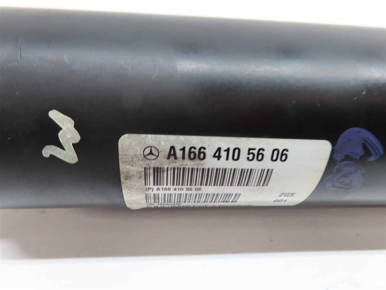 Thumbnail 6: 2012-2013 MERCEDES ML350 (W166) 3.0L DIESEL REAR DRIVESHAFT DRIVELINE SHAFT