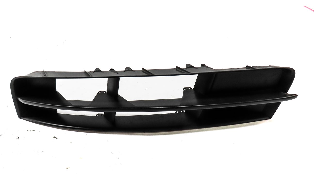 Thumbnail 4: 2012 AUDI Q7 (4L) FRONT LEFT DRIVER SIDE LOWER BUMPER AIR VENT GRILLE TRIM