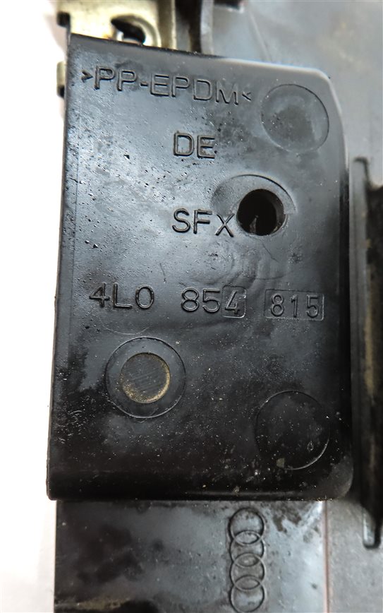 Thumbnail 15: 2012 AUDI Q7 (4L) LEFT & RIGHT MUD FLAP SET OF 4